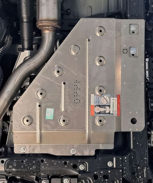 Захист роздаточної коробки і бака AdBlue для Toyota Land Cruiser 300 2021- KOLCHUGA ALuOX 3.1440.00 фото ##SPECS## Об'єм двигуна: V-3,3 TDi; 3,4i | Примітка: