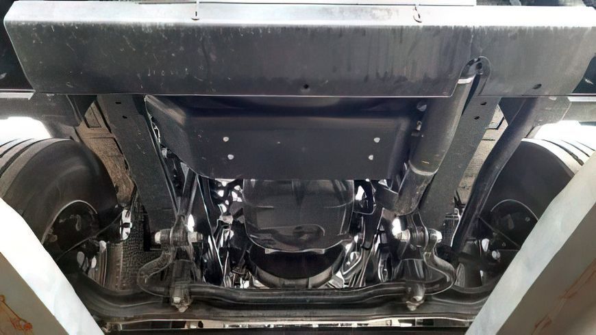 Захист радіатора для Ford Trucks 1833 2023- KOLCHUGA WhiteCover 4.1235.00 фото ##SPECS## Об'єм двигуна: V-всі | Примітка: