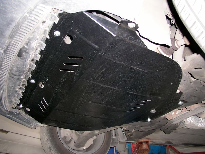 Захист двигуна, КПП і радіатора для Volvo V50 2004-2012 KOLCHUGA WhiteCover 4.0303.00 фото ##SPECS## Об'єм двигуна: 1.6; 1.8; 2.0; 2.4; 2.5; 1.6D; 2,0D; 2.4D; | Примітка: